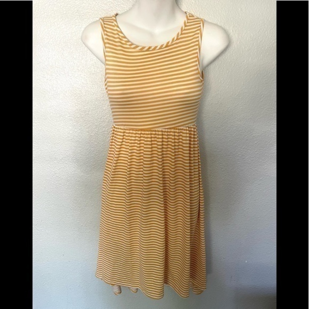 SOHO BLUE  girls yellow striped sleeveless midi sundress size 8